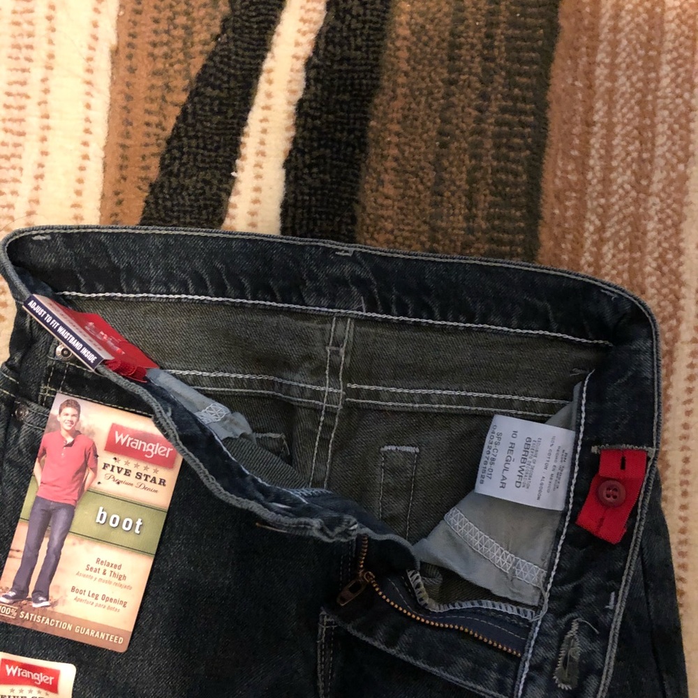 NWT Wrangler boy jean adjust to fit waist band S10 - Picture 2 of 2